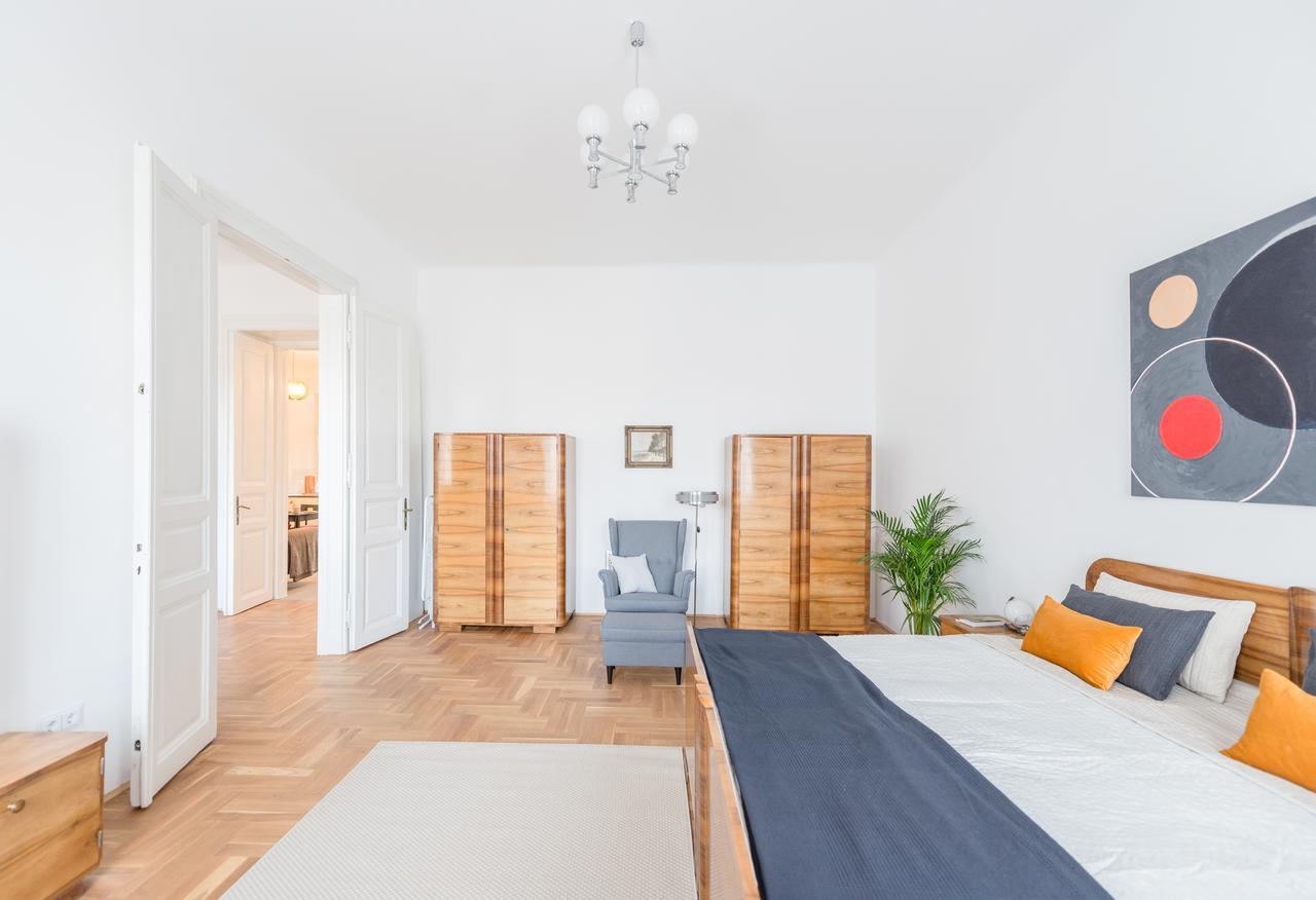 Ferienwohnung Modern Bauhaus Budapest Exterior foto